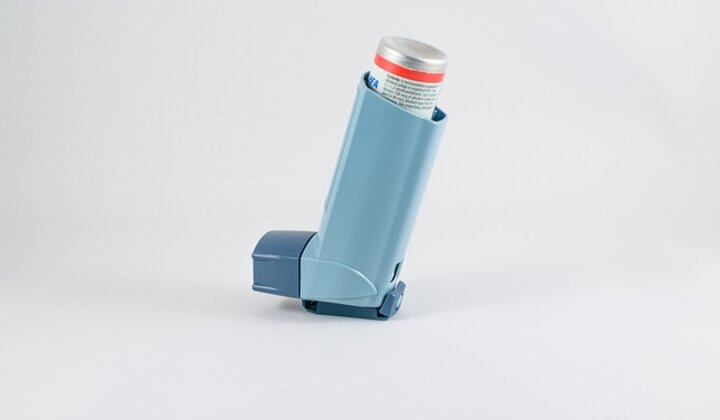 Chaos in het gezin leidt tot slechtere astmacontrole